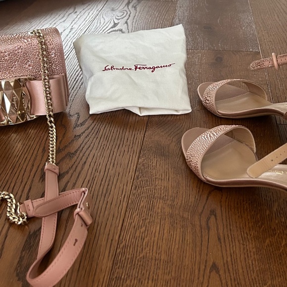 Salmatore Ferragamo Clutch Purse - Picture 4 of 4